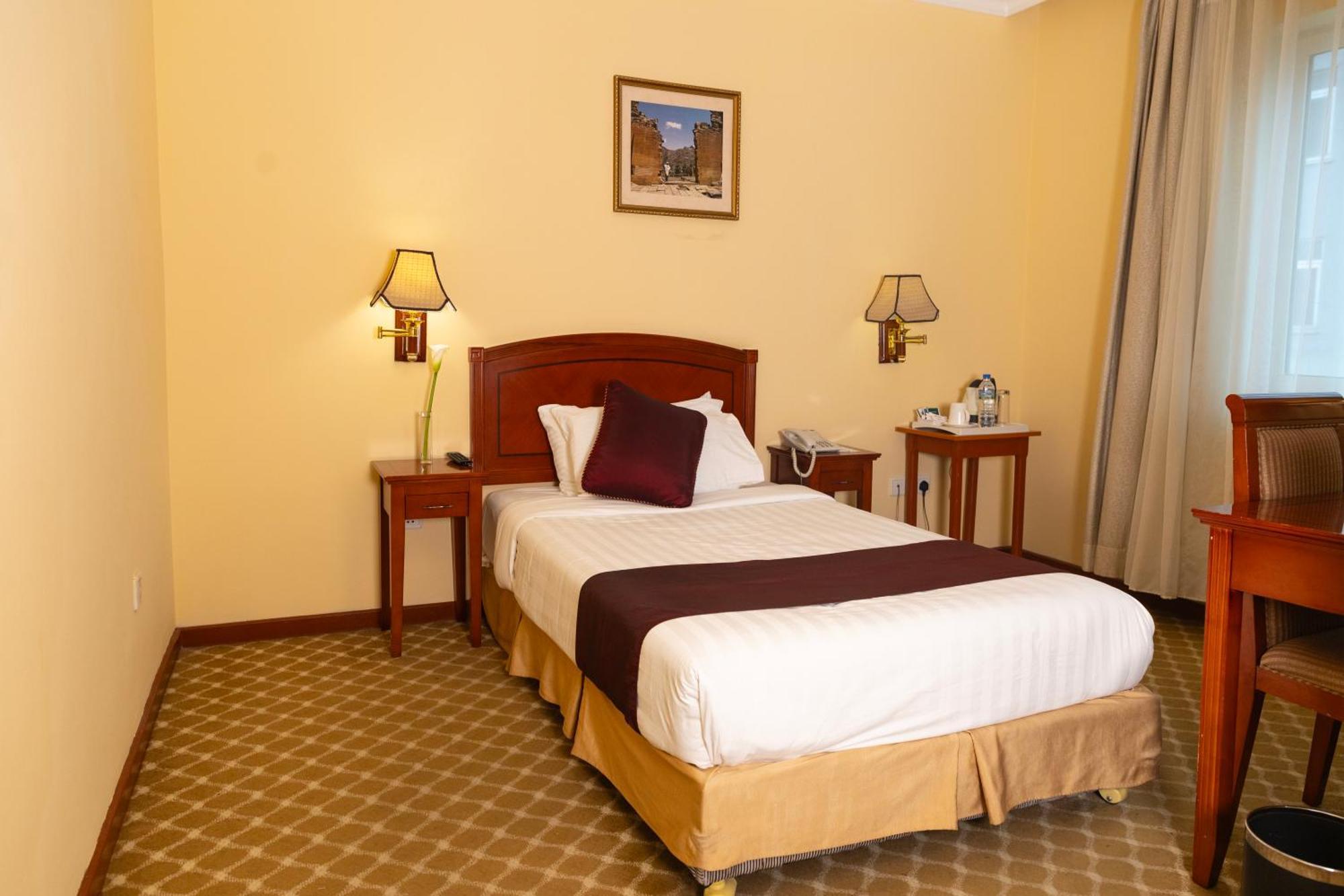 Dreamliner Hotel Addis Ababa Exterior foto